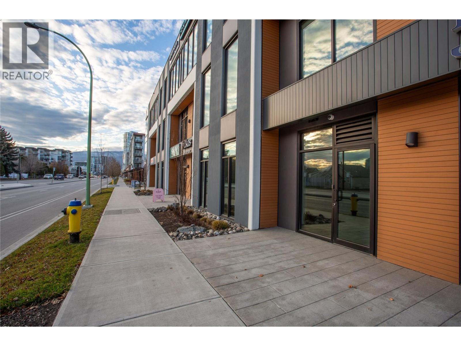 105 810 Clement Avenue, Kelowna