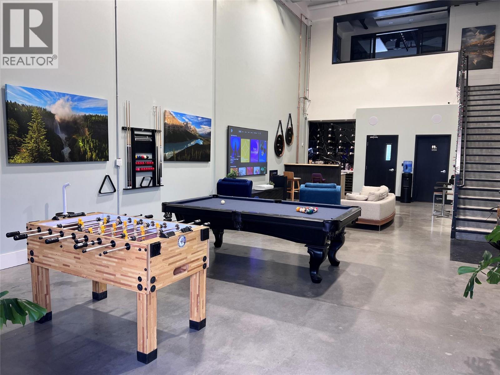 105 810 Clement Avenue, Kelowna