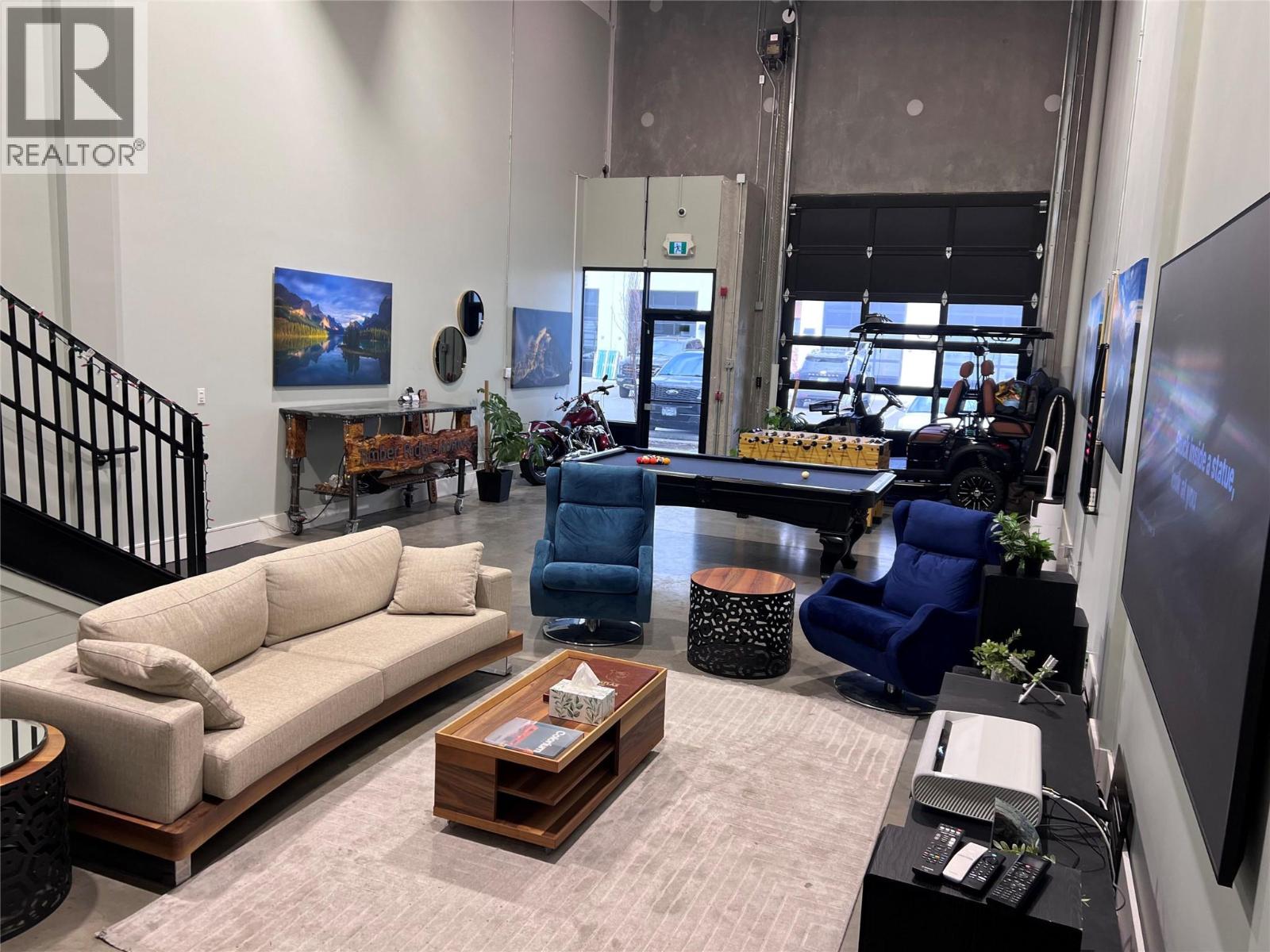 105 810 Clement Avenue, Kelowna