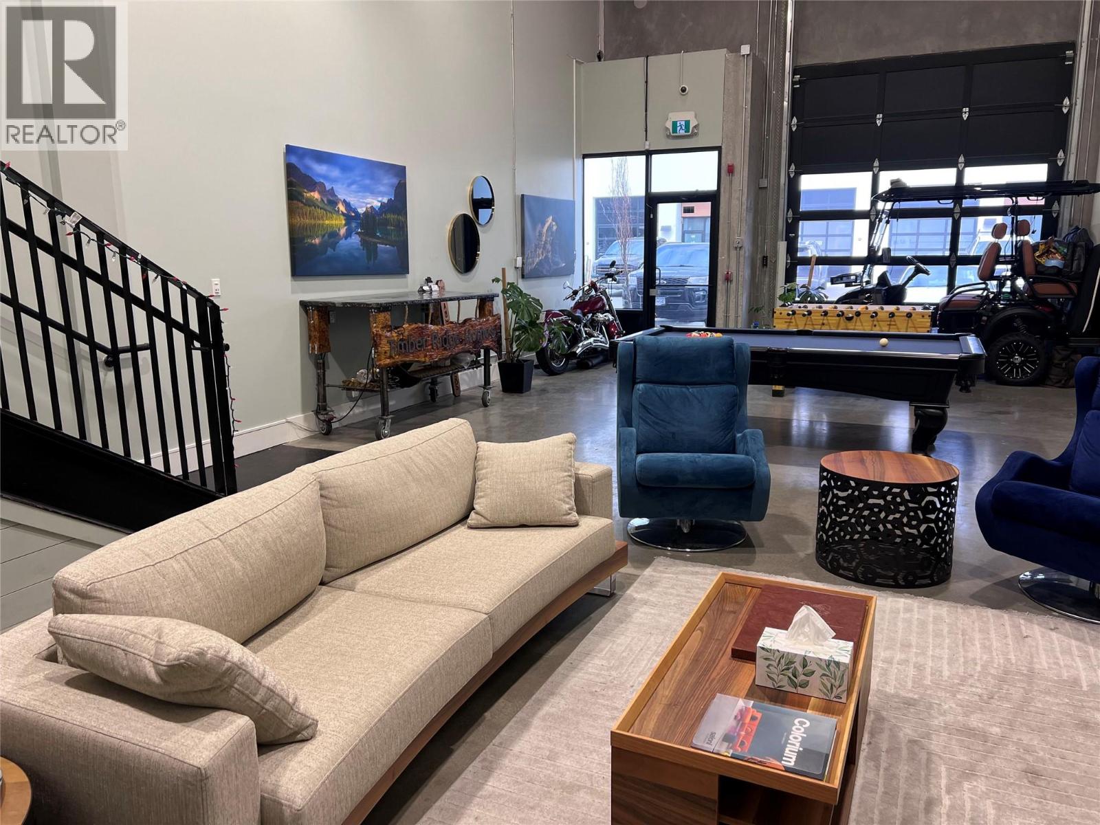 105 810 Clement Avenue, Kelowna