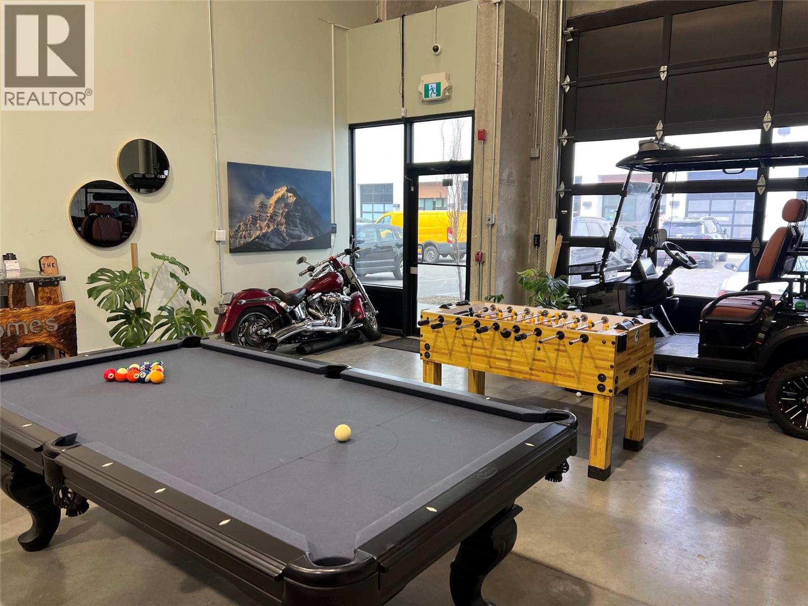 105 810 Clement Avenue, Kelowna