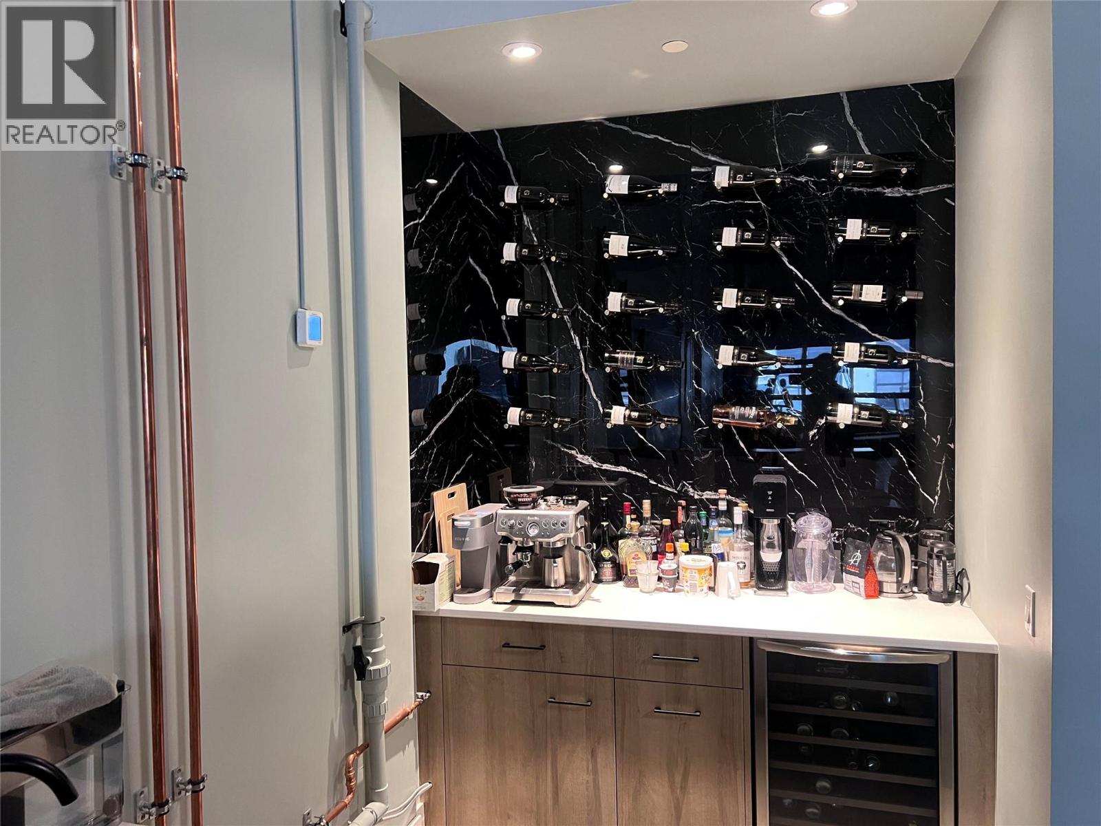 105 810 Clement Avenue, Kelowna