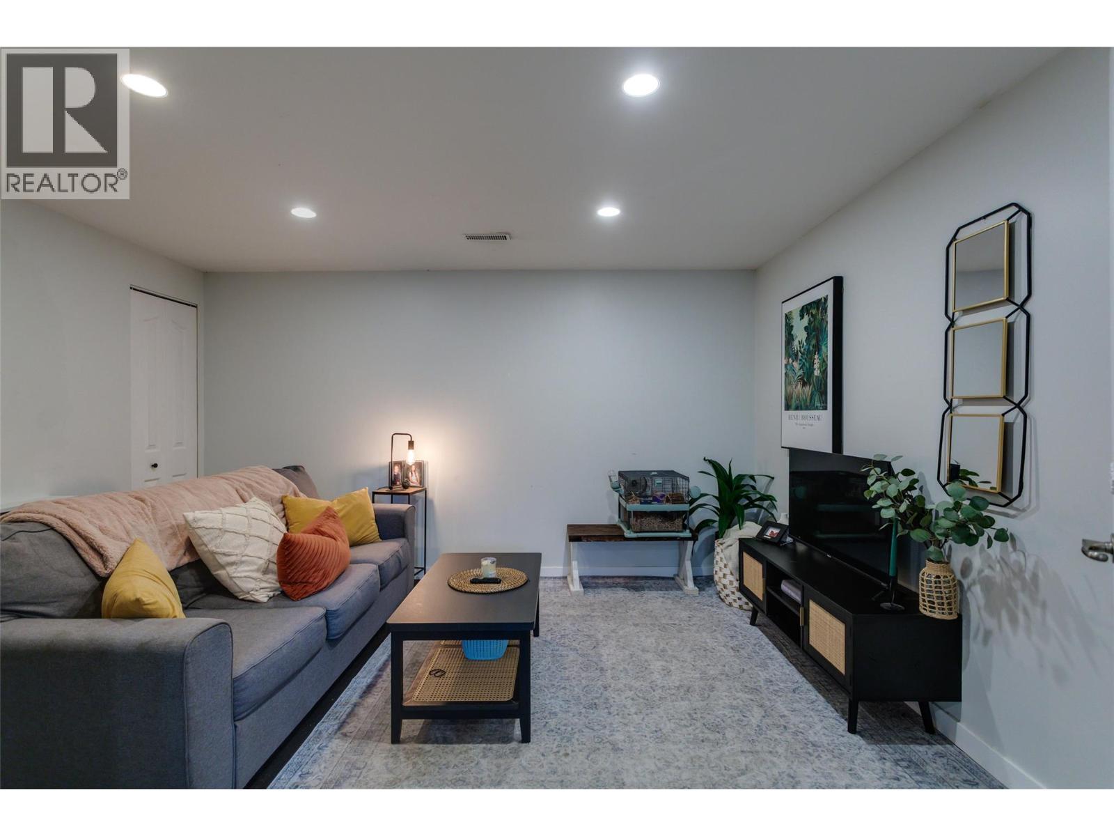 4501 16 Avenue, Vernon