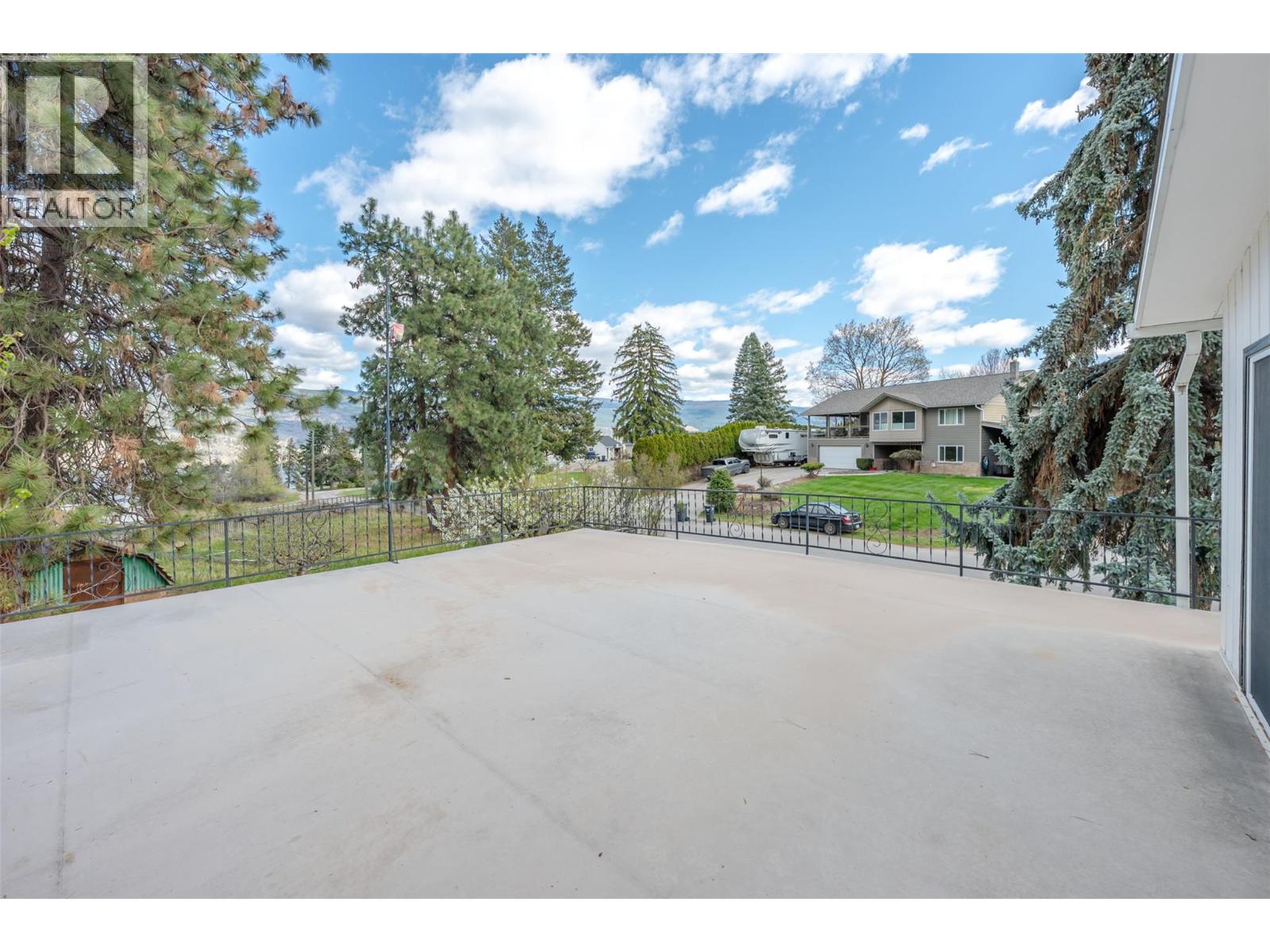 15489 Mellor Road, Summerland
