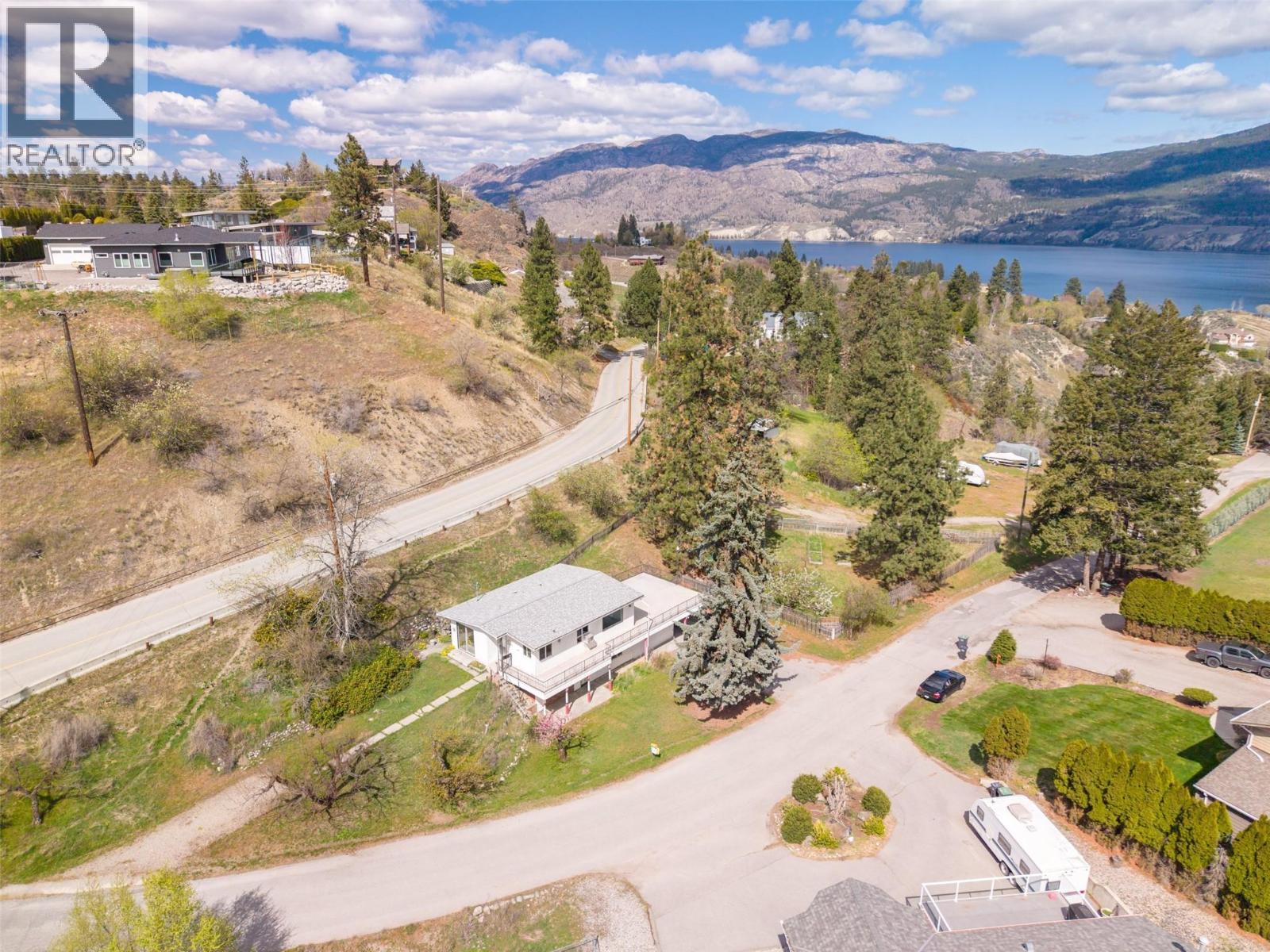 15489 Mellor Road, Summerland
