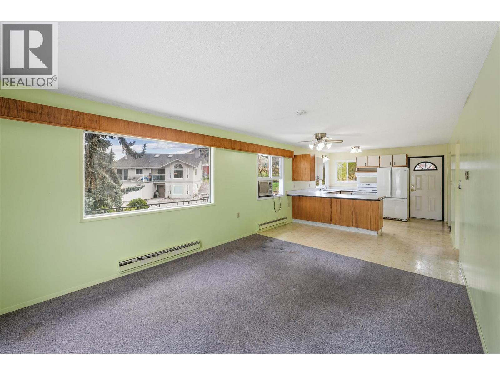 15489 Mellor Road, Summerland