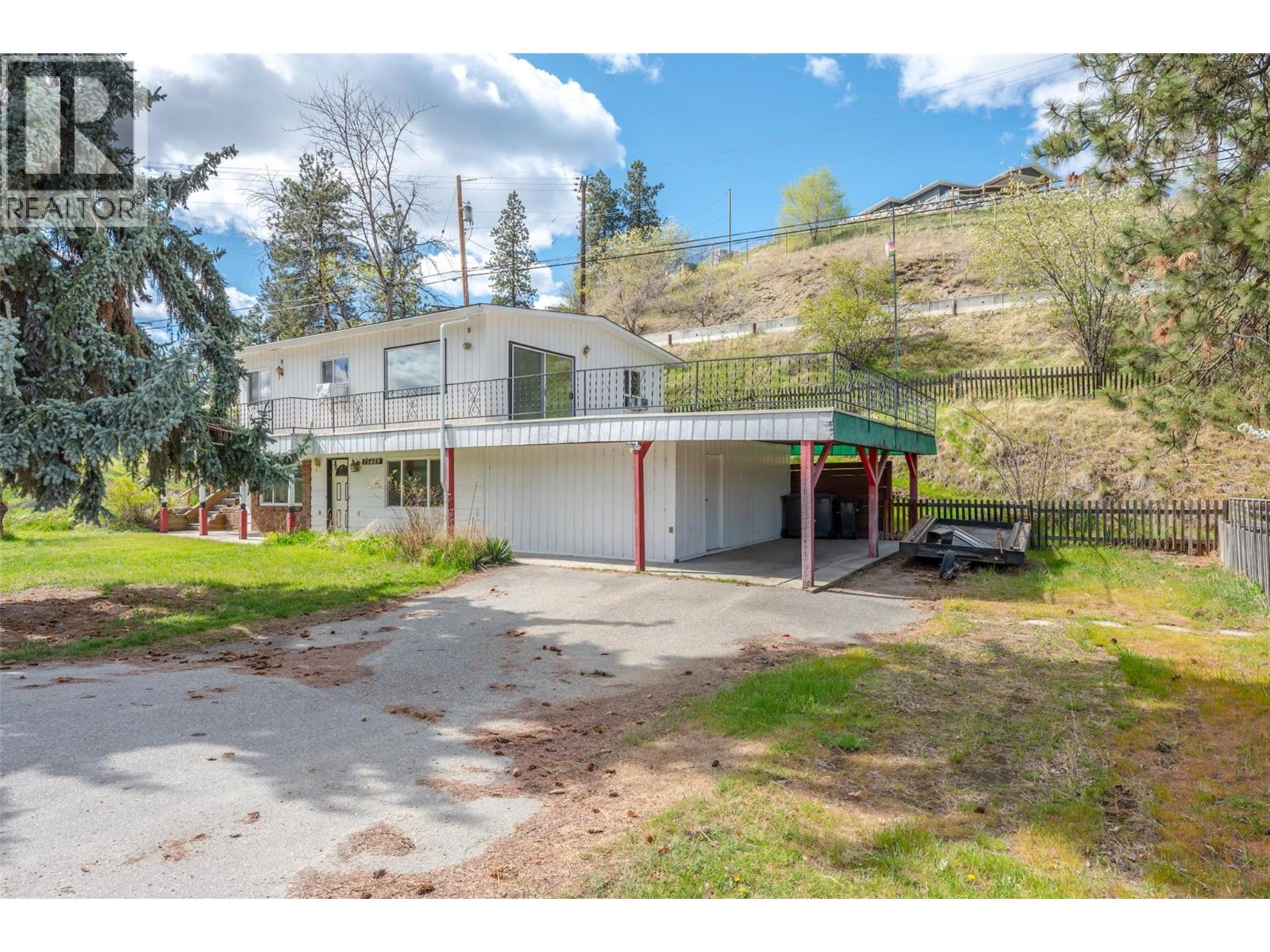 15489 Mellor Road, Summerland