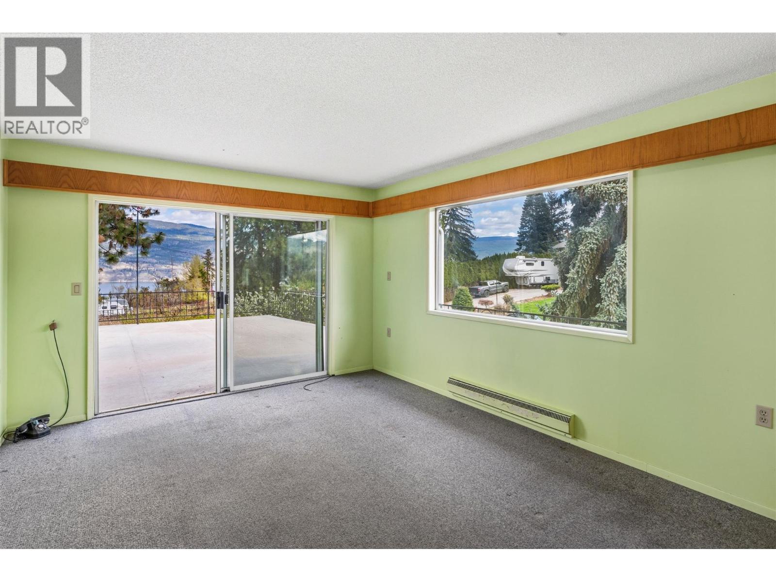 15489 Mellor Road, Summerland