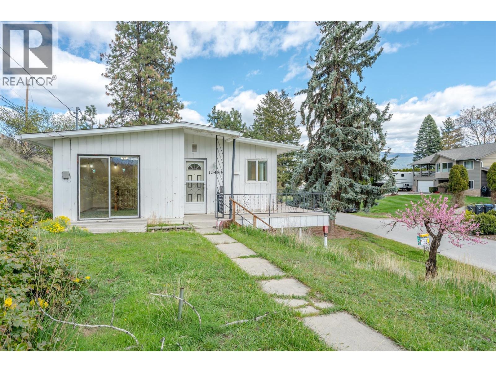 15489 Mellor Road, Summerland