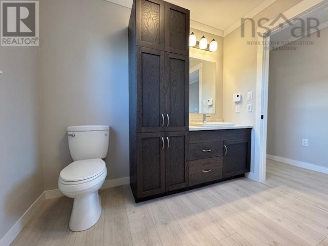 Property 10 of 21 of 18 Bruce Street