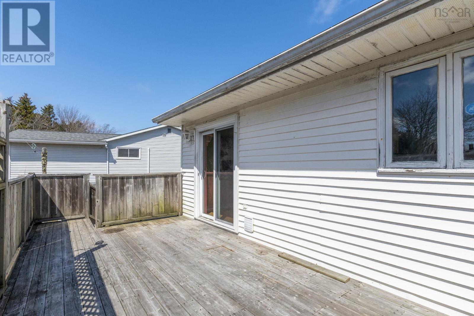 Property 27 of 36 of 34A Stuart Harris Drive