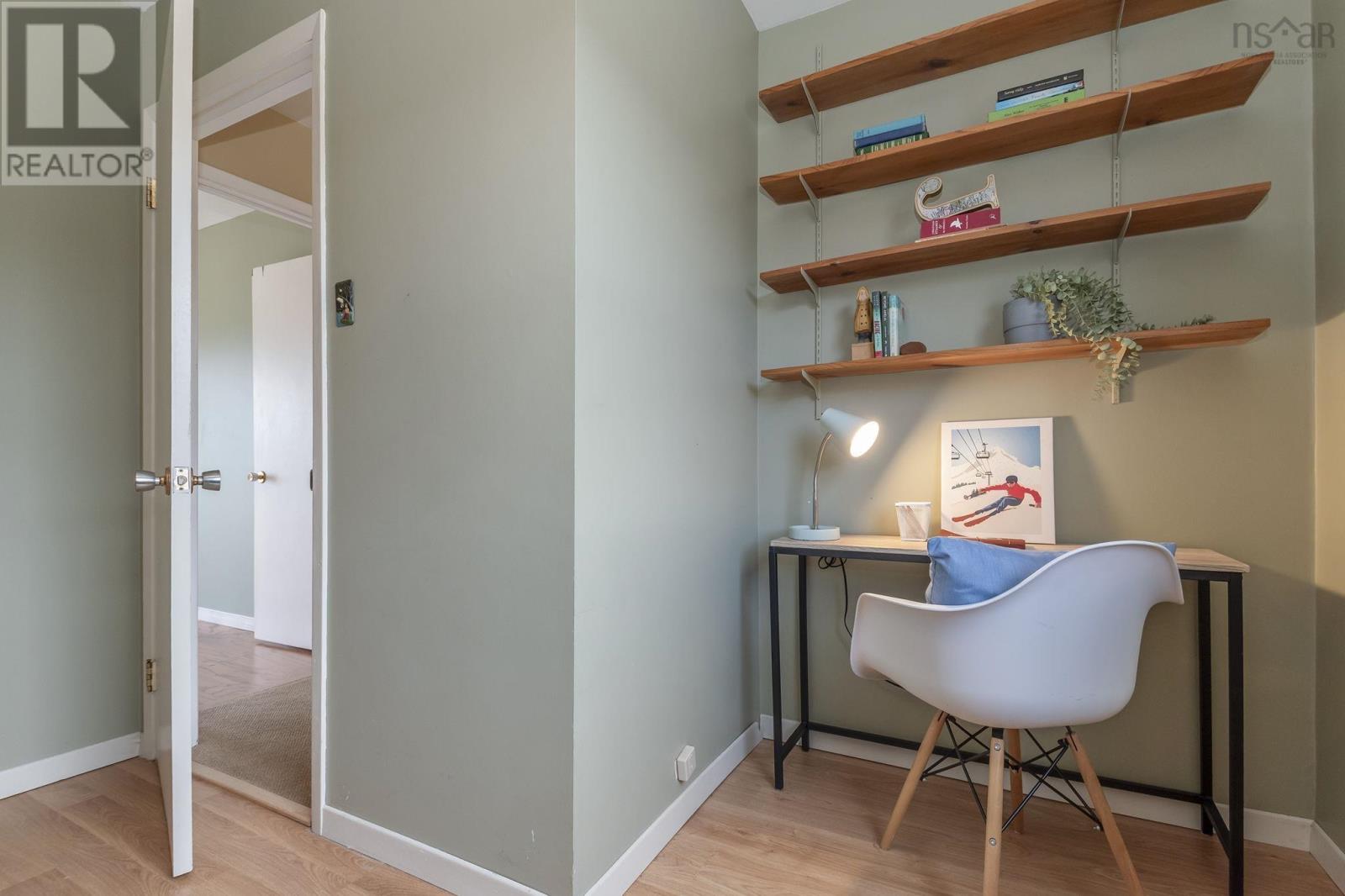 Property 21 of 50 of 102 Pheasant Road