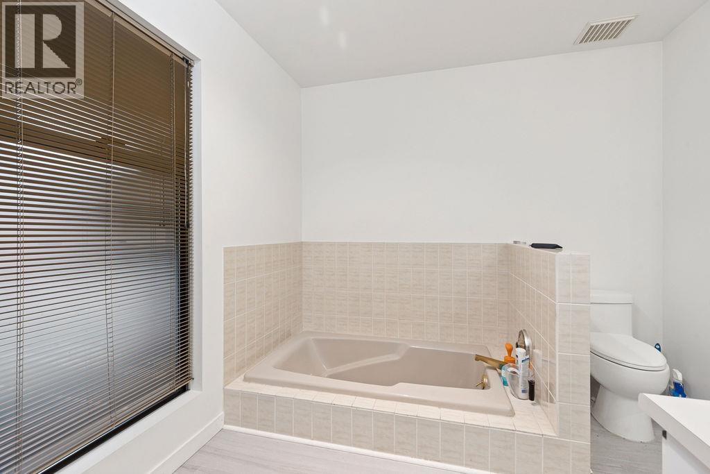 6626 TURNBERRY CRESCENT, Vancouver