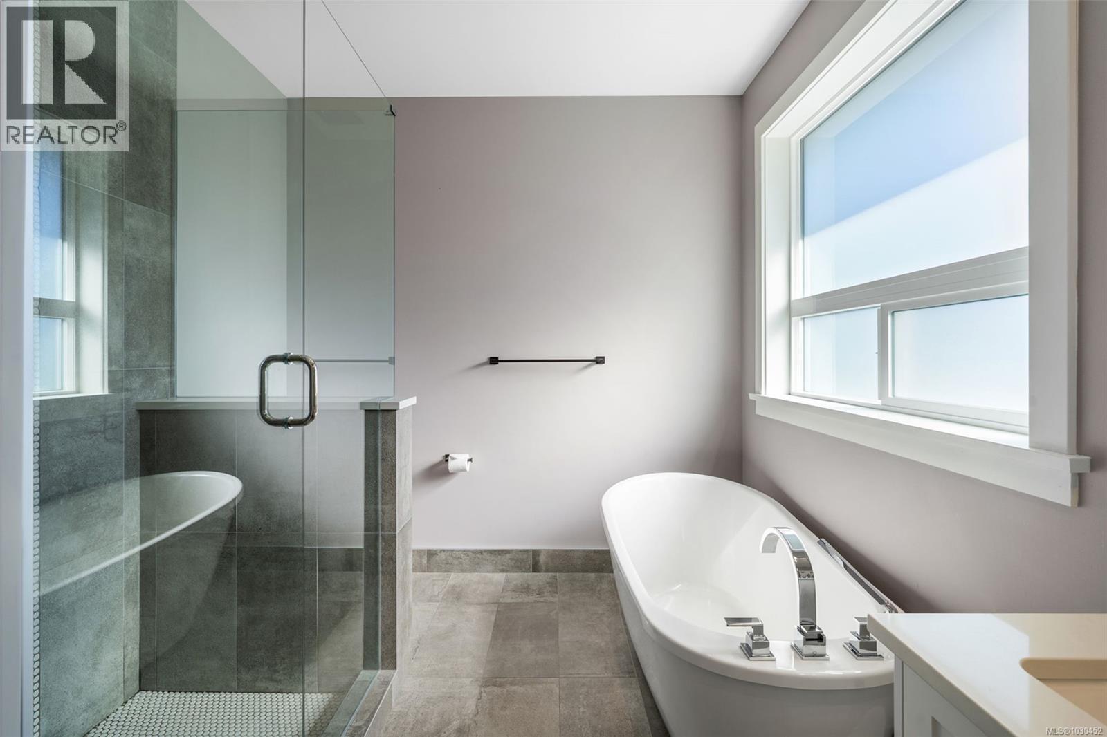  2137 Triangle Trail, Langford