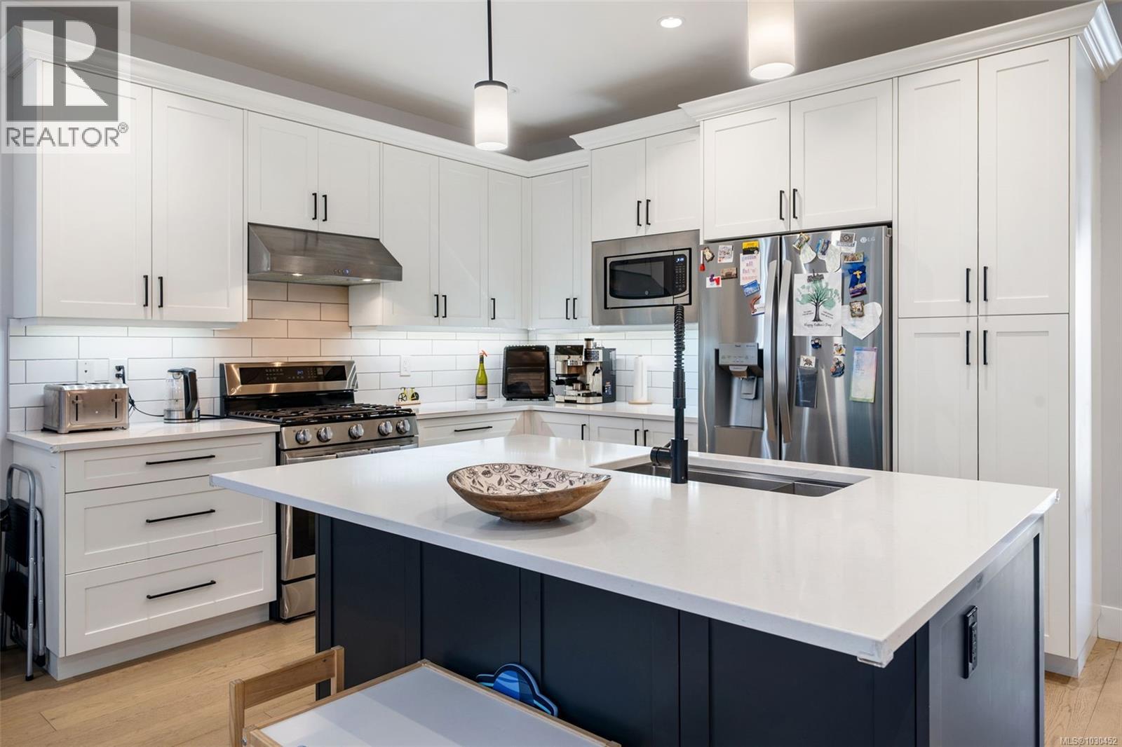  2137 Triangle Trail, Langford