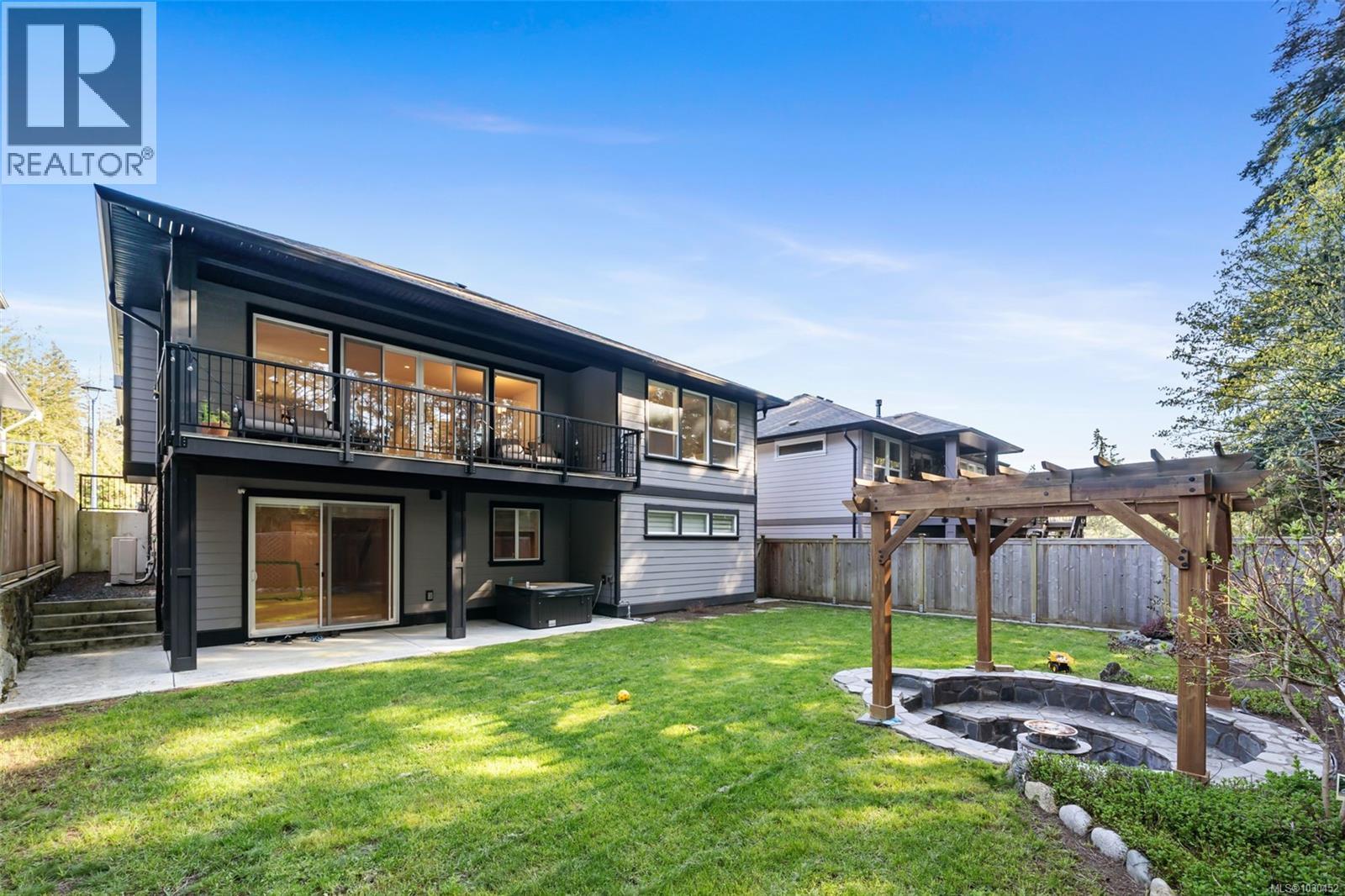  2137 Triangle Trail, Langford