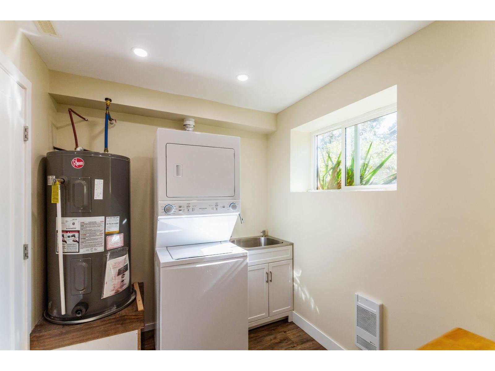 5 Bed, 2 Bath House for Sale in Hope – 648 WILLOW STREET, Hope - Image 34