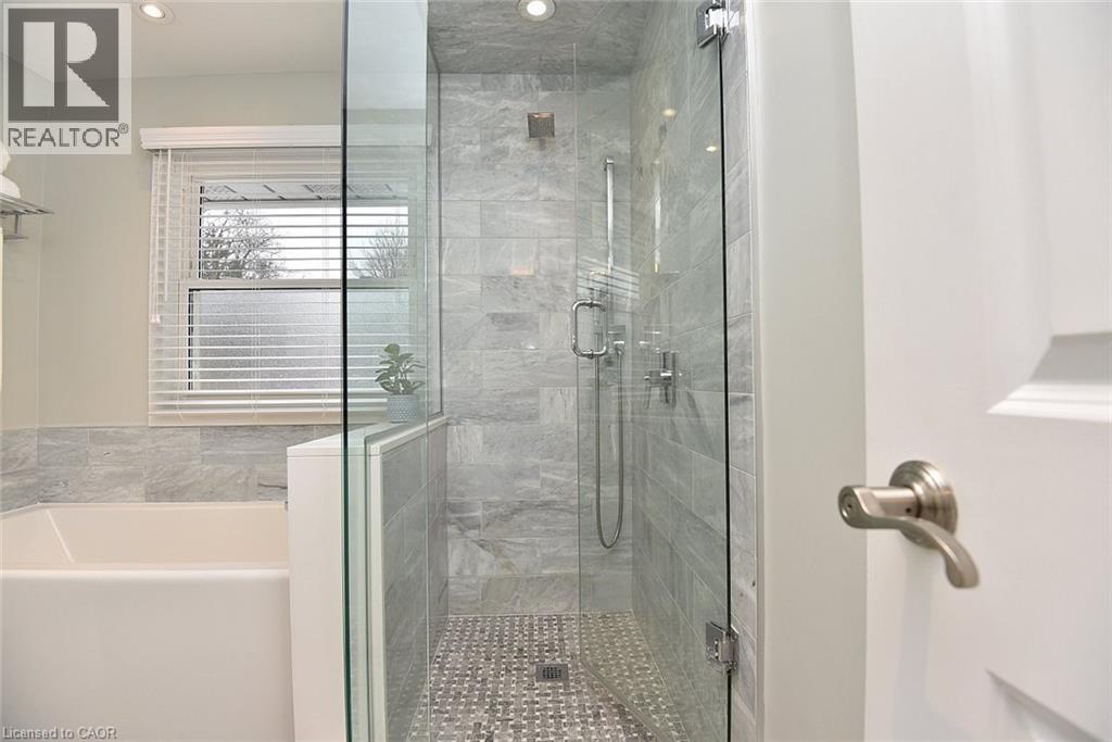 626 VANDERBURGH Drive - 28