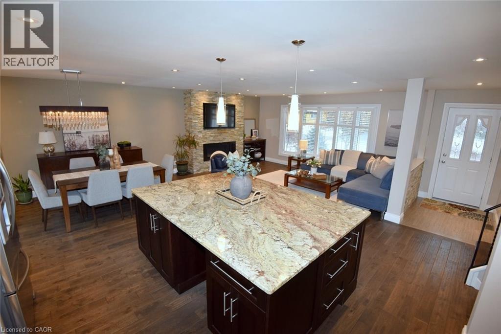 626 VANDERBURGH Drive - 18