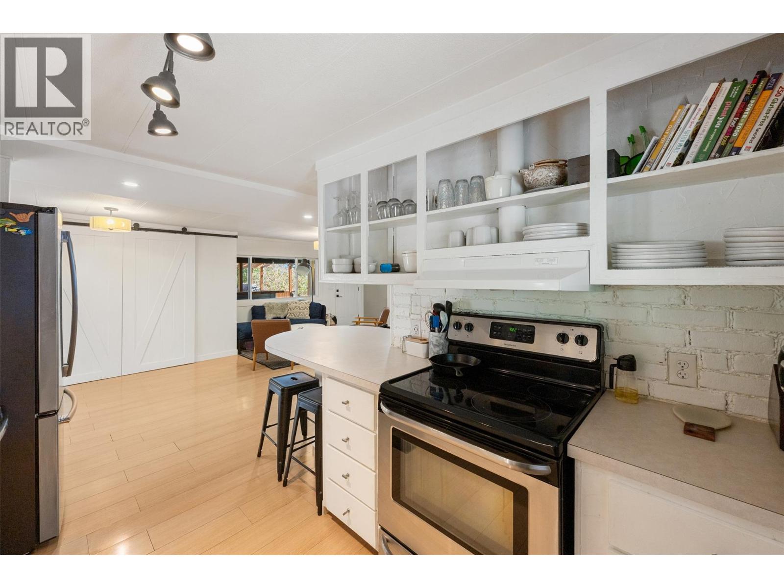 141 CYPRESS Avenue, Kaleden