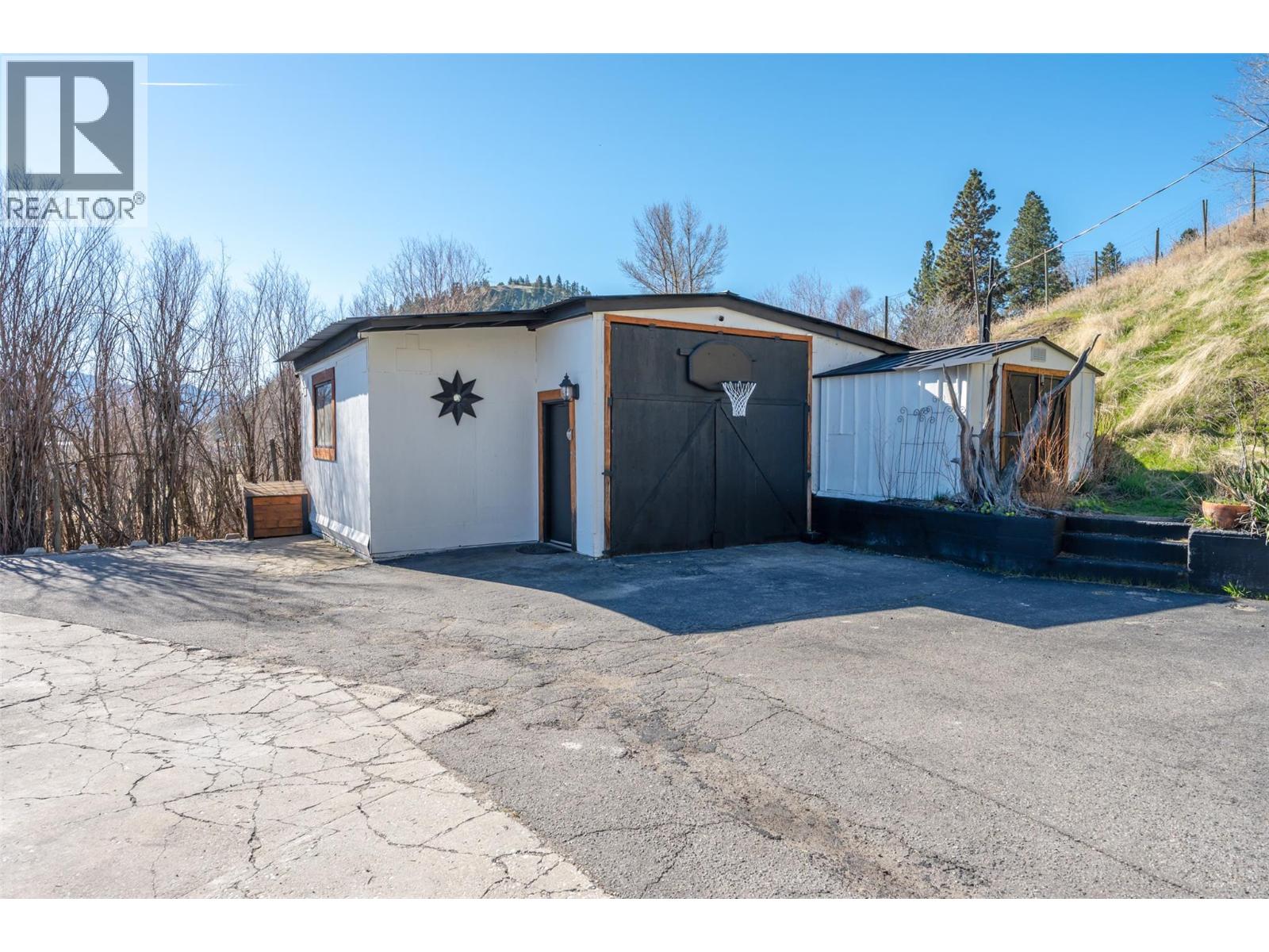 141 CYPRESS Avenue, Kaleden