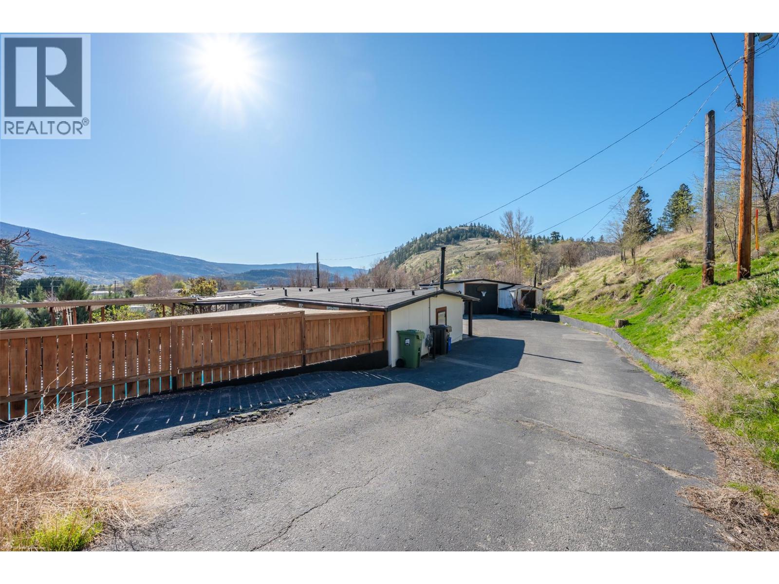 141 CYPRESS Avenue, Kaleden