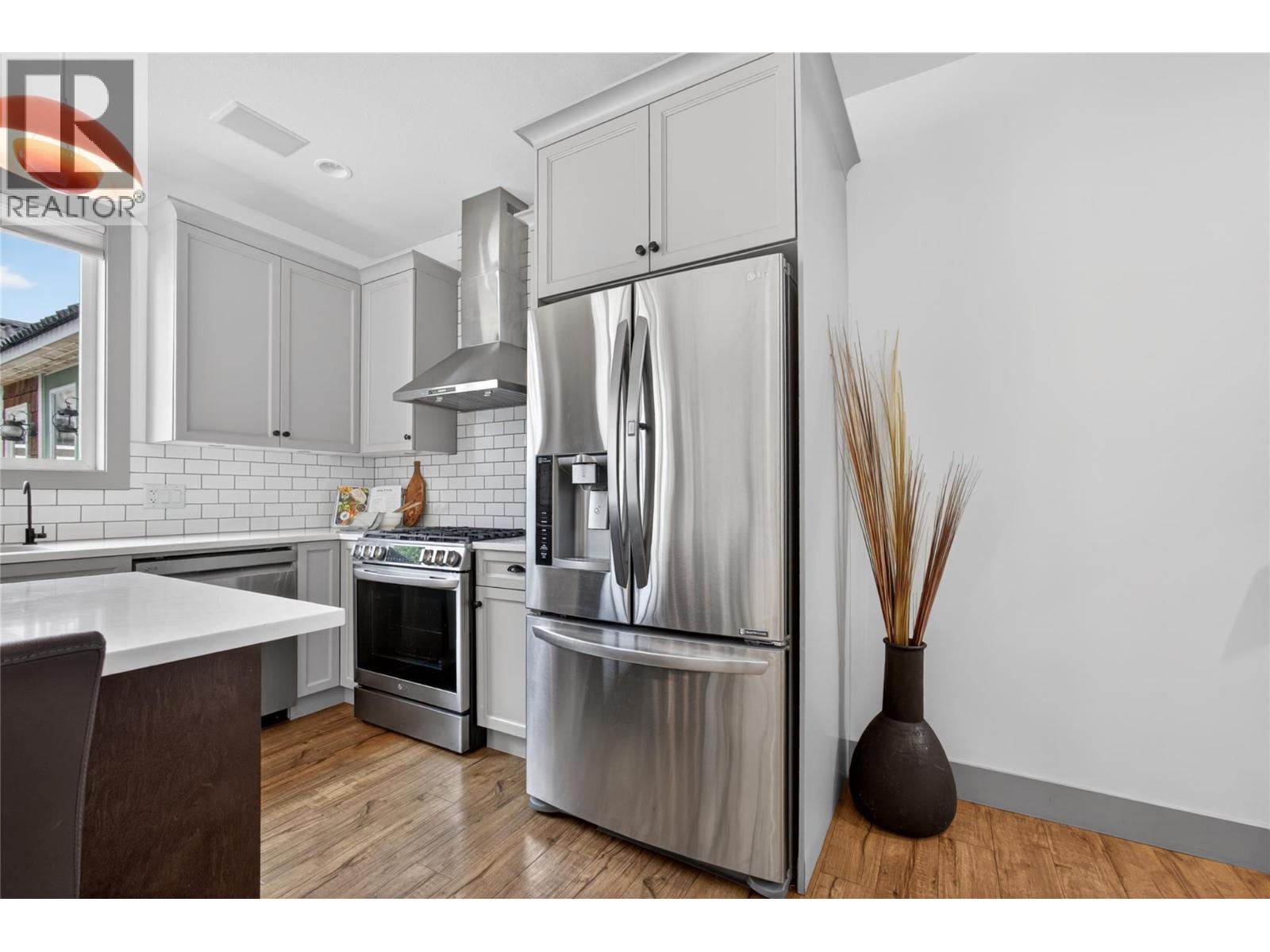  955 Coronation Avenue, Kelowna