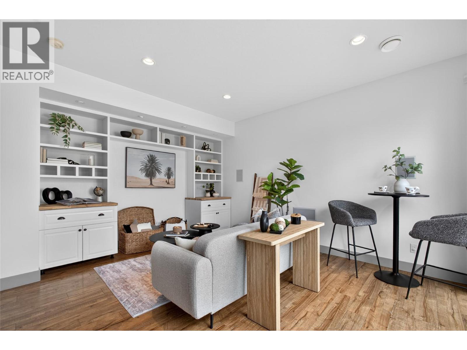  955 Coronation Avenue, Kelowna