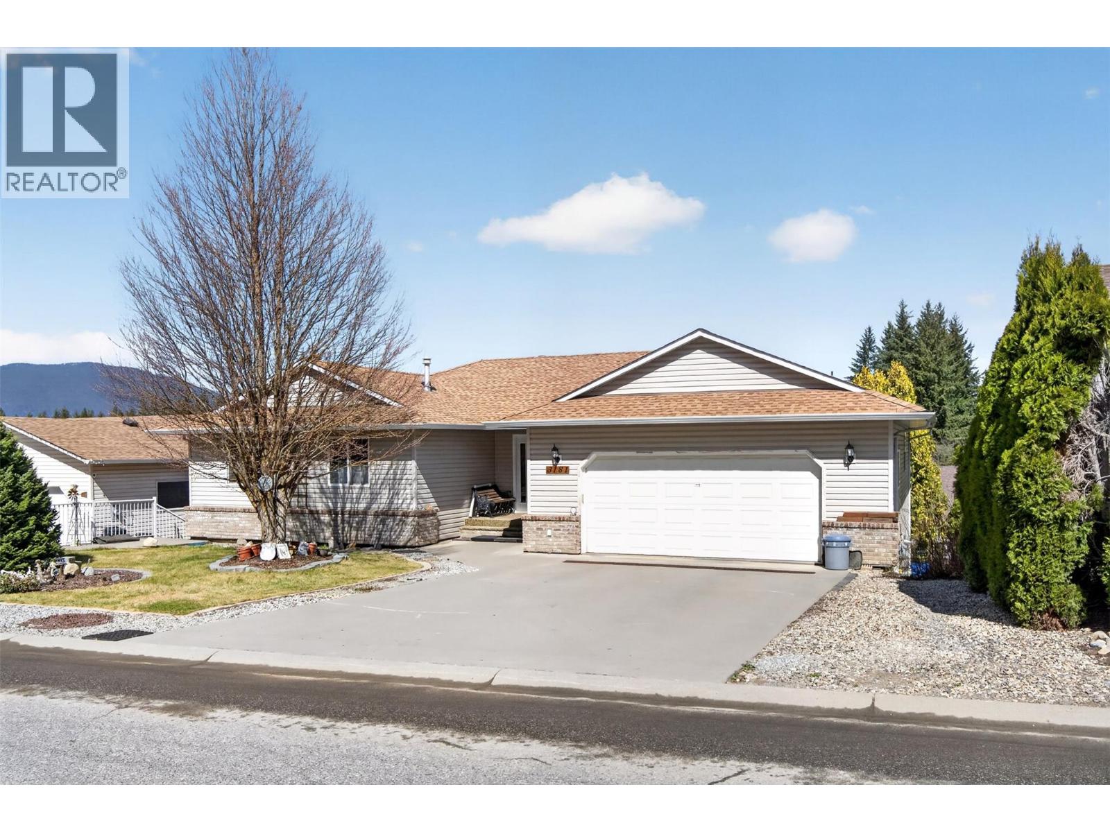 3181 8 AVENUE SE - 63