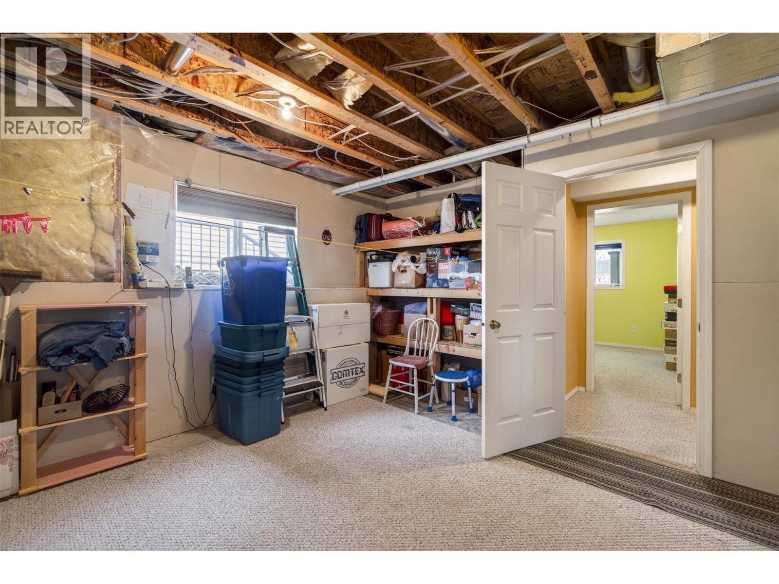 3181 8 AVENUE SE - 62