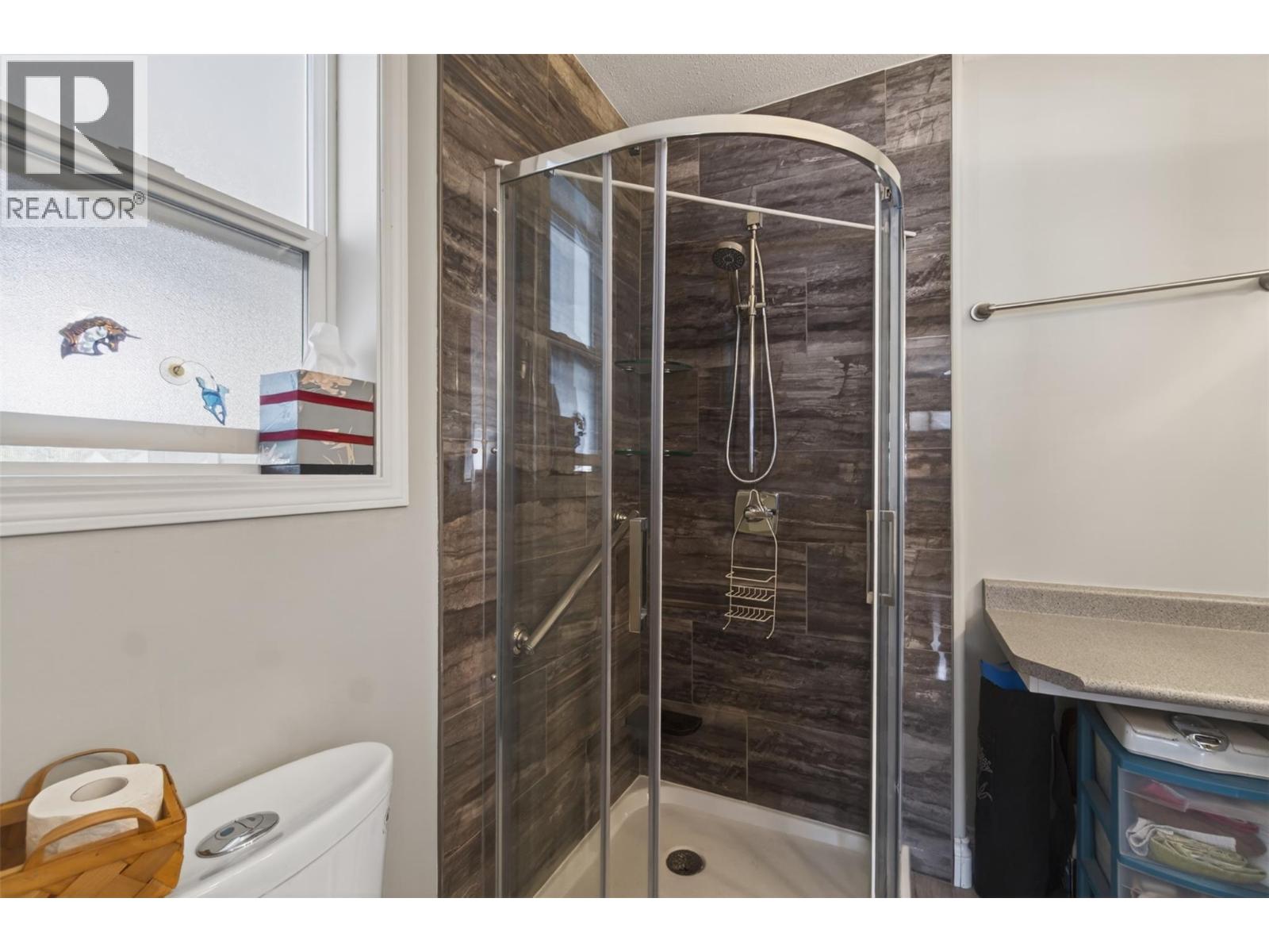 3181 8 AVENUE SE - 40