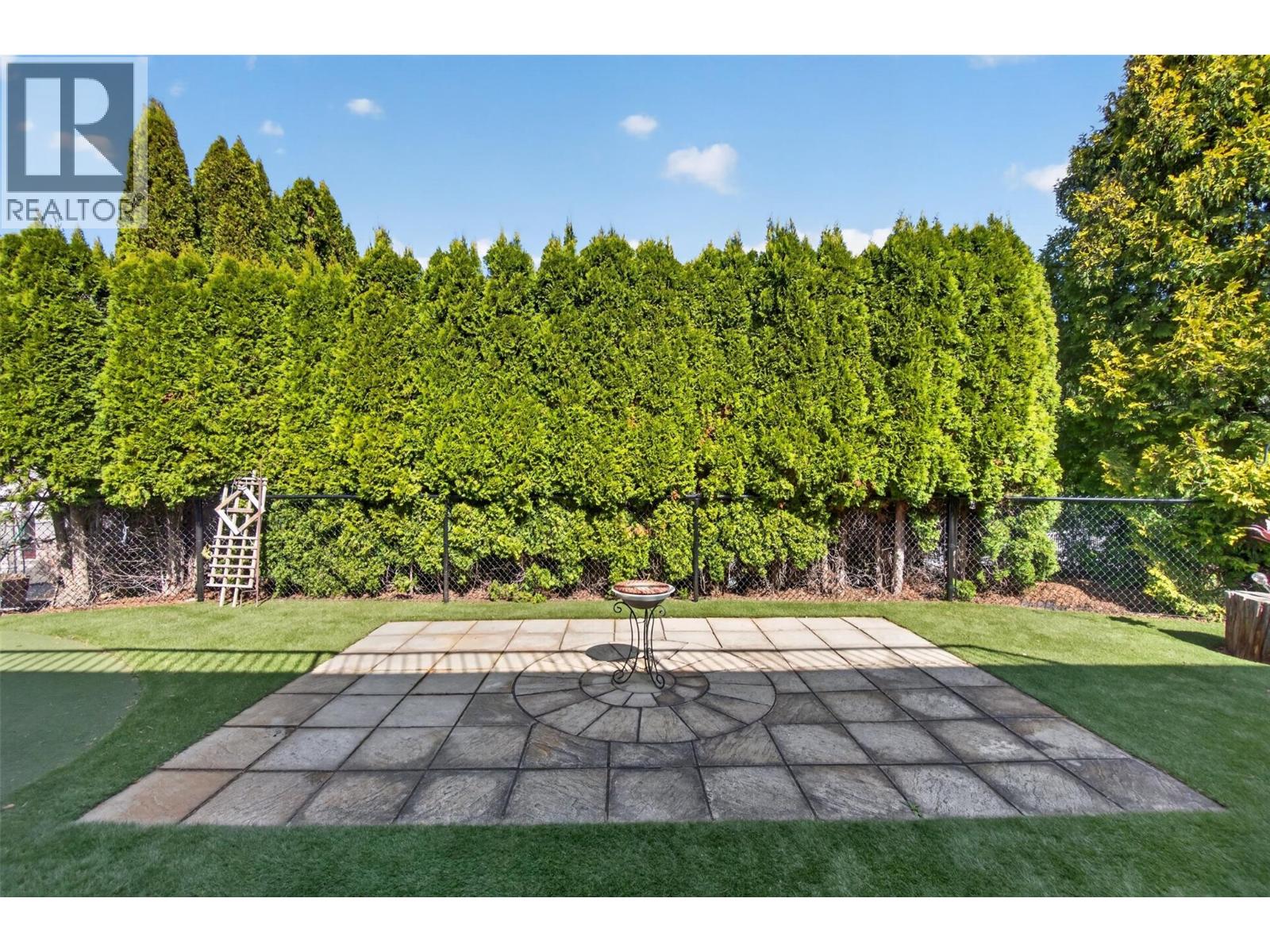 3181 8 AVENUE SE - 73