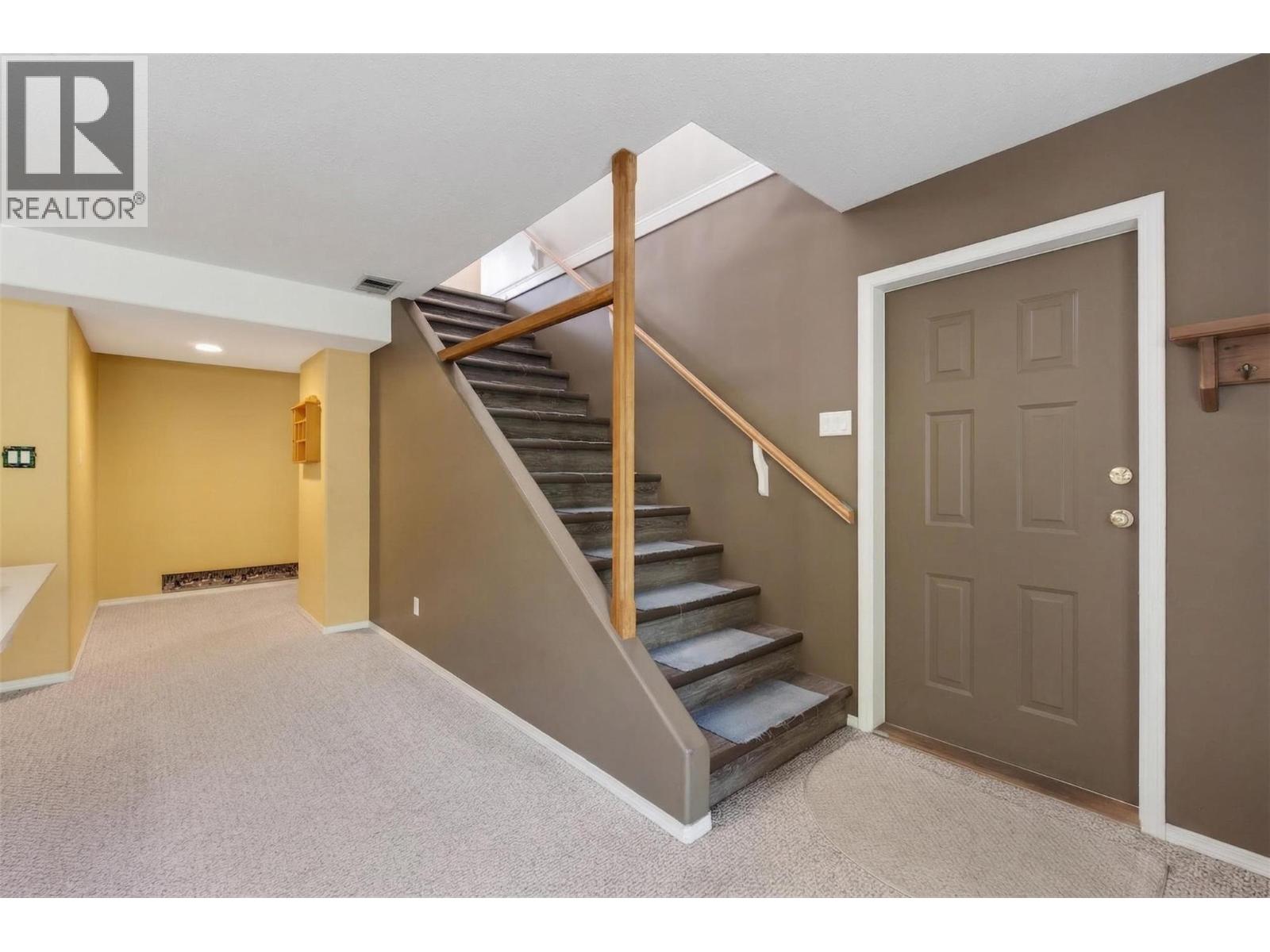 3181 8 AVENUE SE - 56