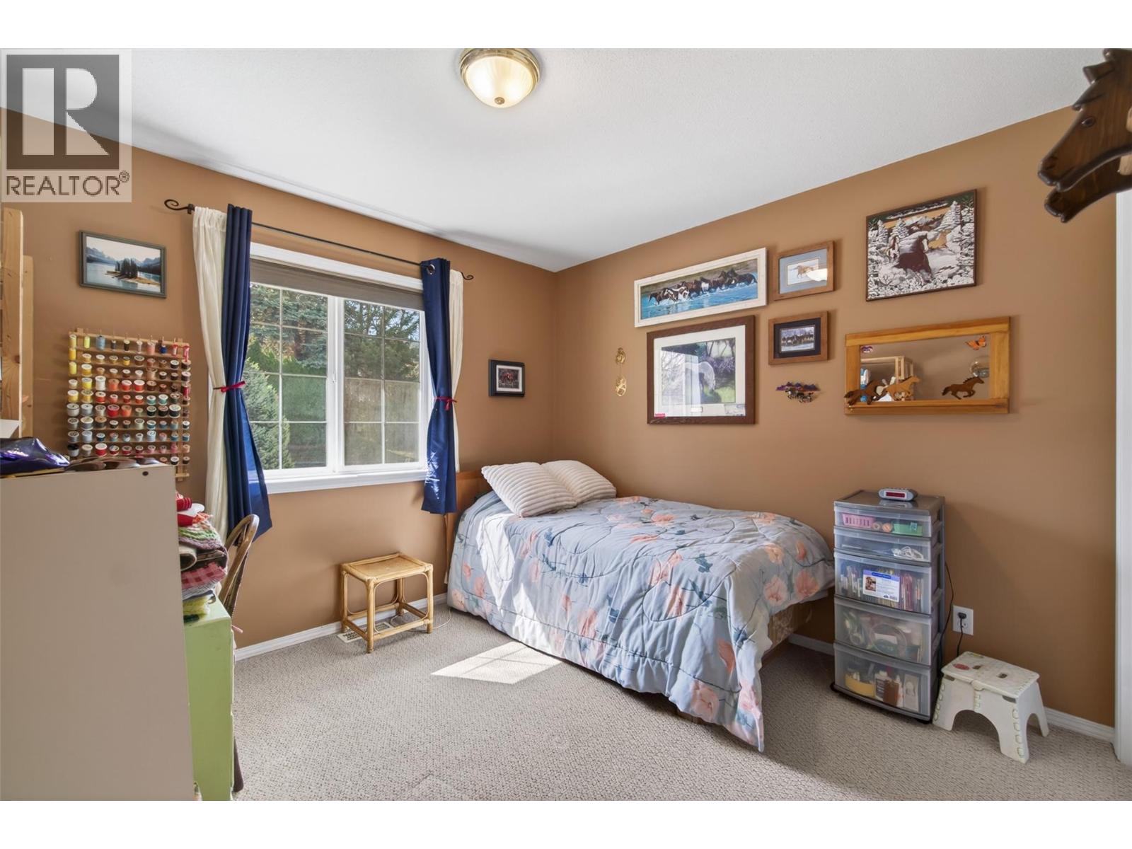 3181 8 AVENUE SE - 37