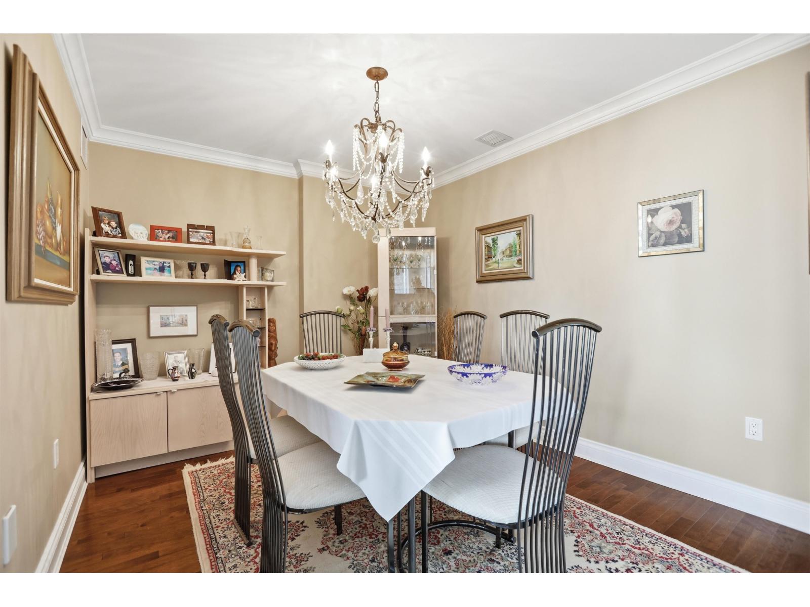 402 15445 VINE AVENUE, White Rock