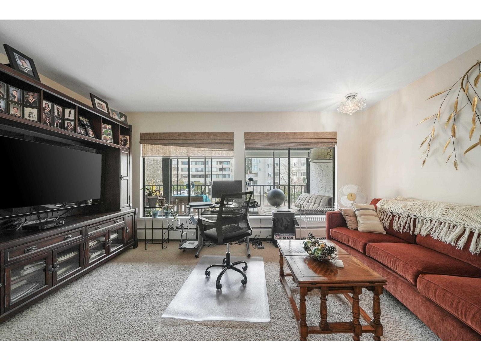 308 1437 FOSTER STREET, White Rock