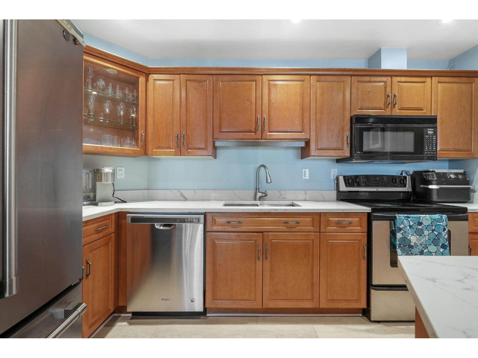 308 1437 FOSTER STREET, White Rock