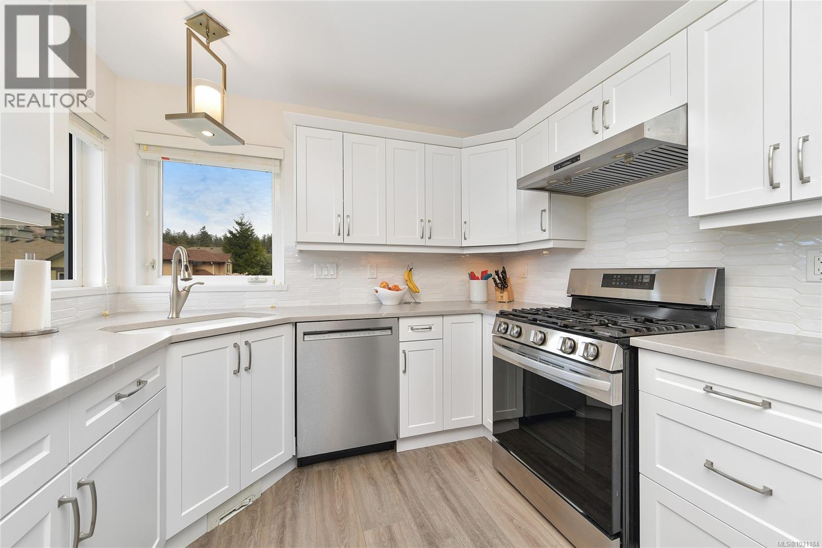  2520 Legacy Ridge, Langford