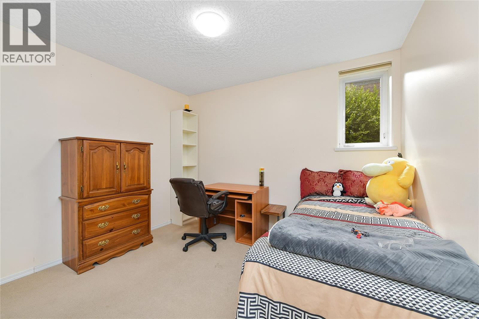  2520 Legacy Ridge, Langford