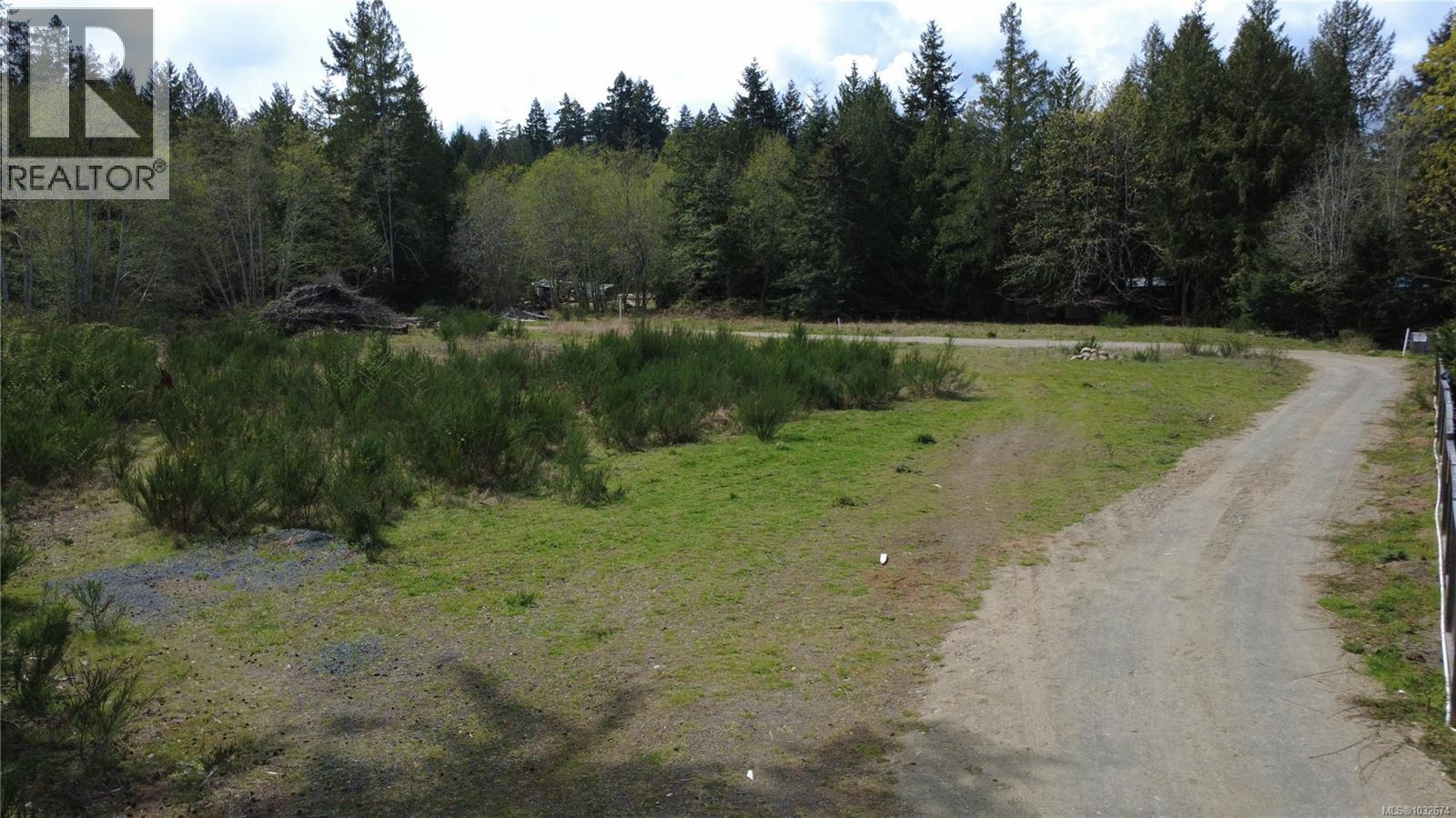 B 6050 Island Hwy, Qualicum Beach