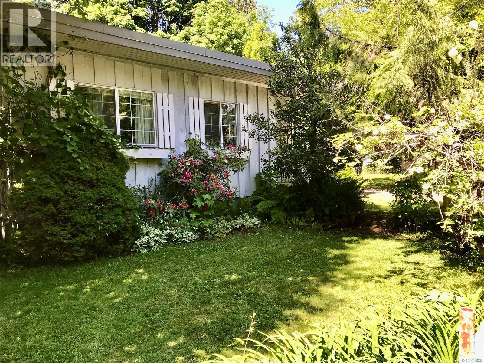  10200 South Shore Road, Honeymoon Bay