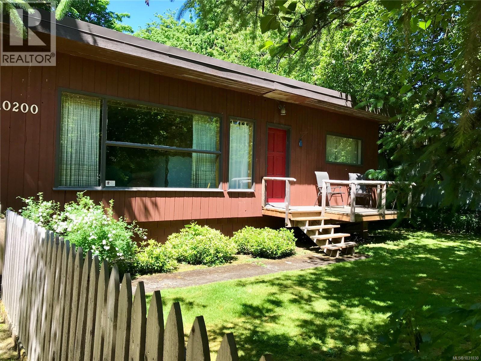  10200 South Shore Road, Honeymoon Bay