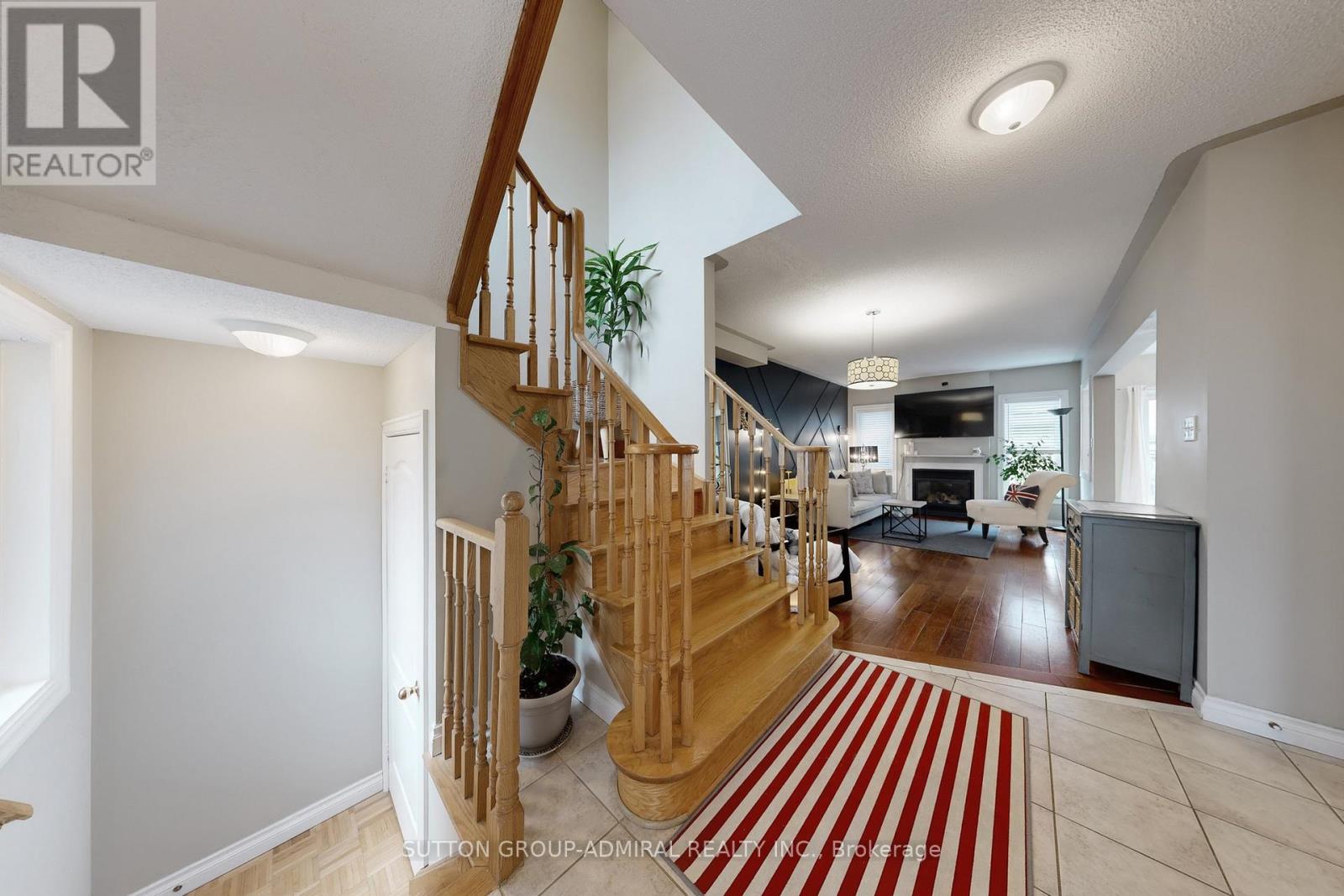 80 WALKVIEW CRESCENT, Richmond Hill (Oak Ridges), Ontario, L4E4H6 — Photo 3