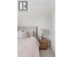11 2536 Shelbourne St, Victoria, BC V8R4L5 Photo 17