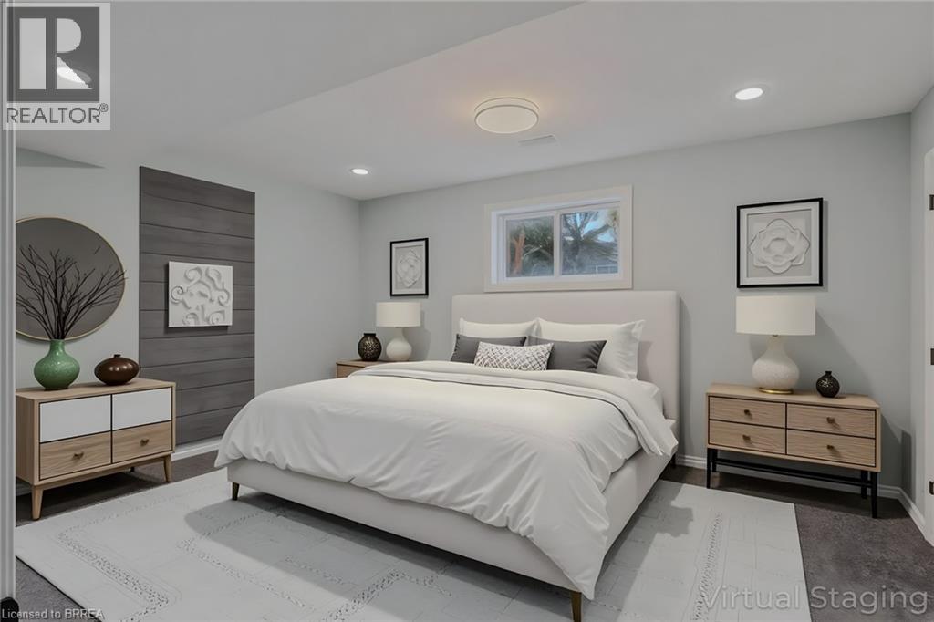 4 DOWDEN Avenue - 32