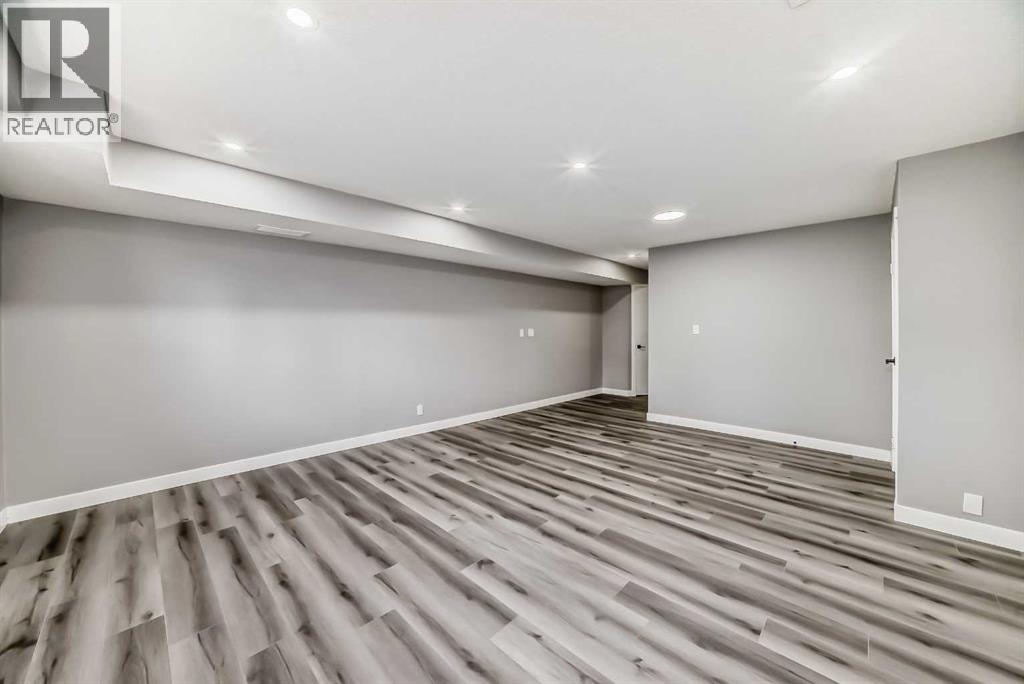 110 FALMERE WAY NE - 28