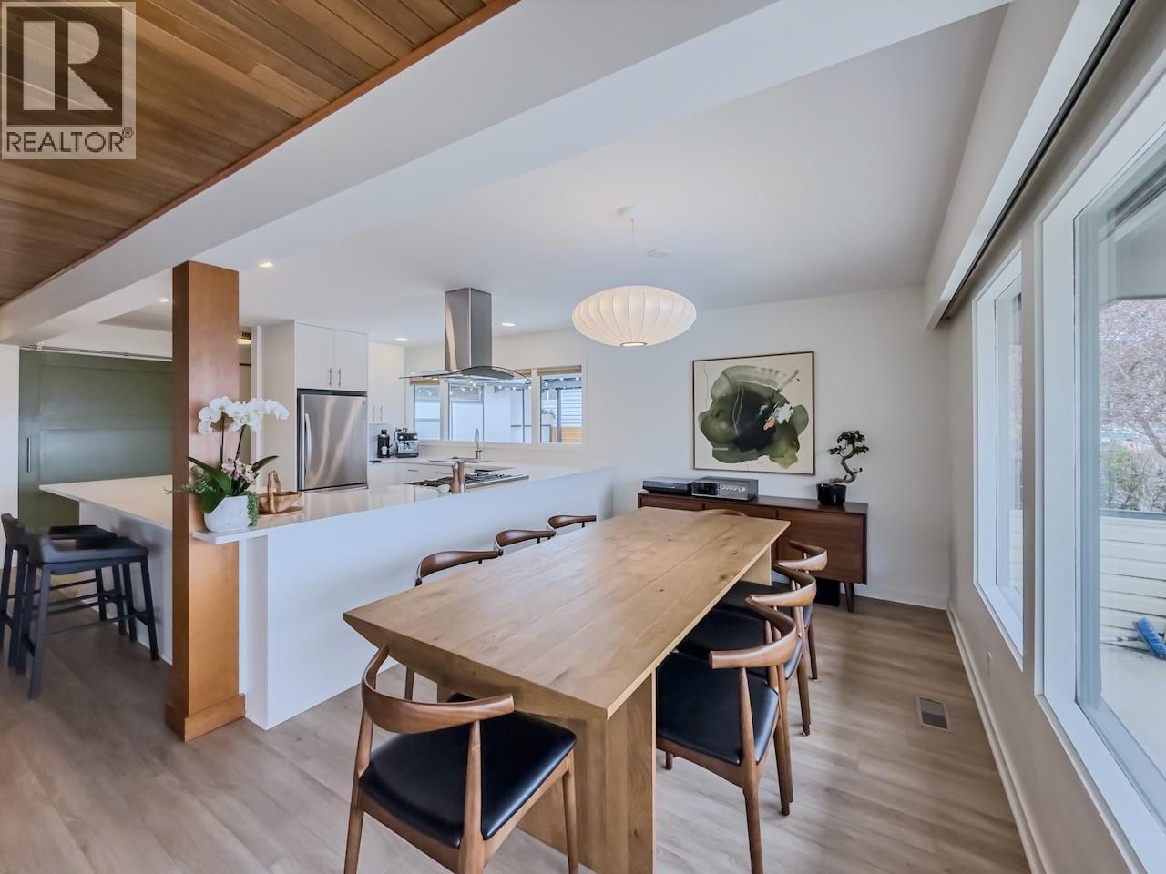 1015 FRASER STREET - 9