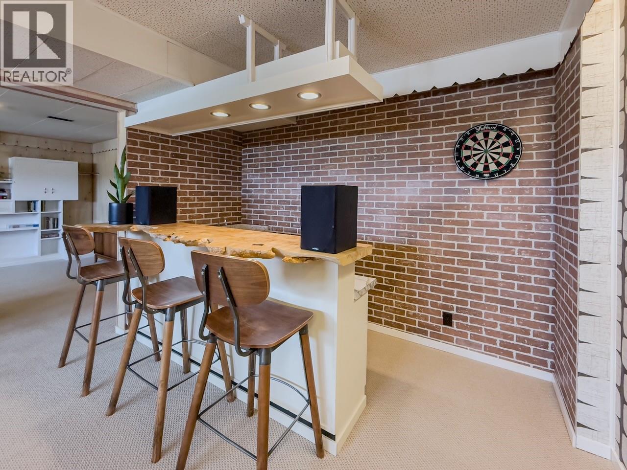 1015 FRASER STREET - 23