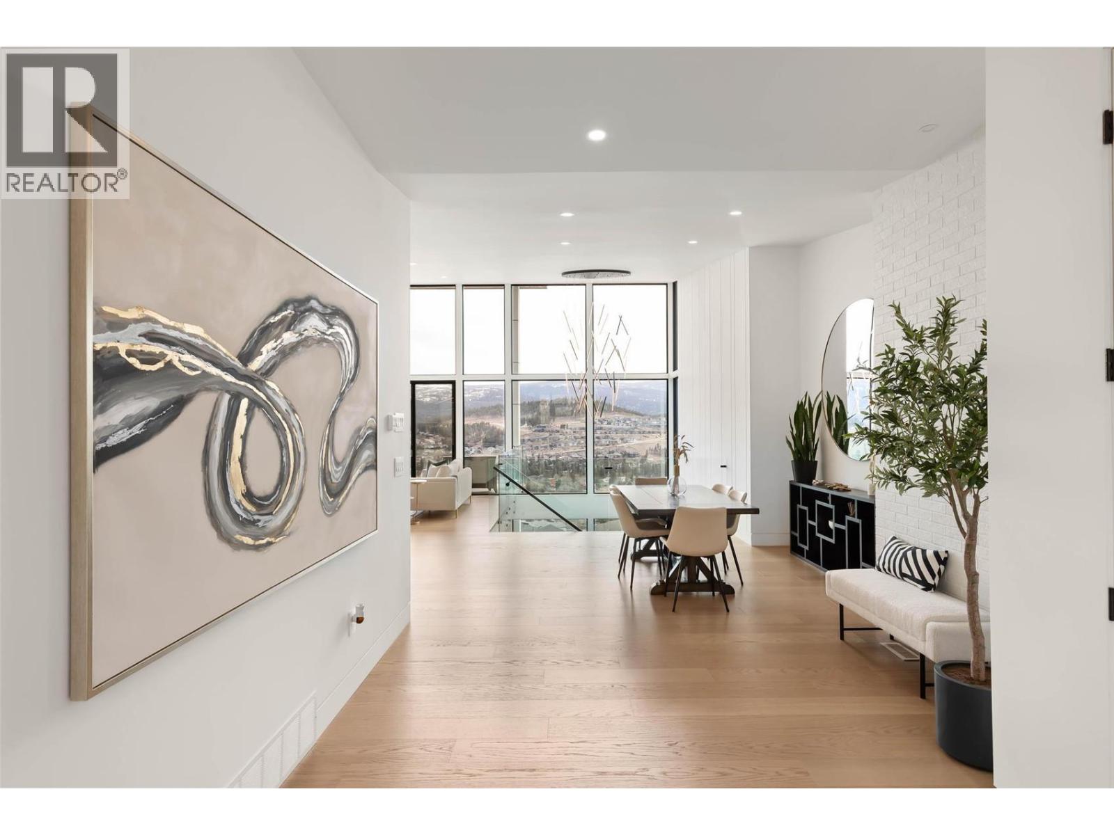  1505 Fairwood Lane, Kelowna