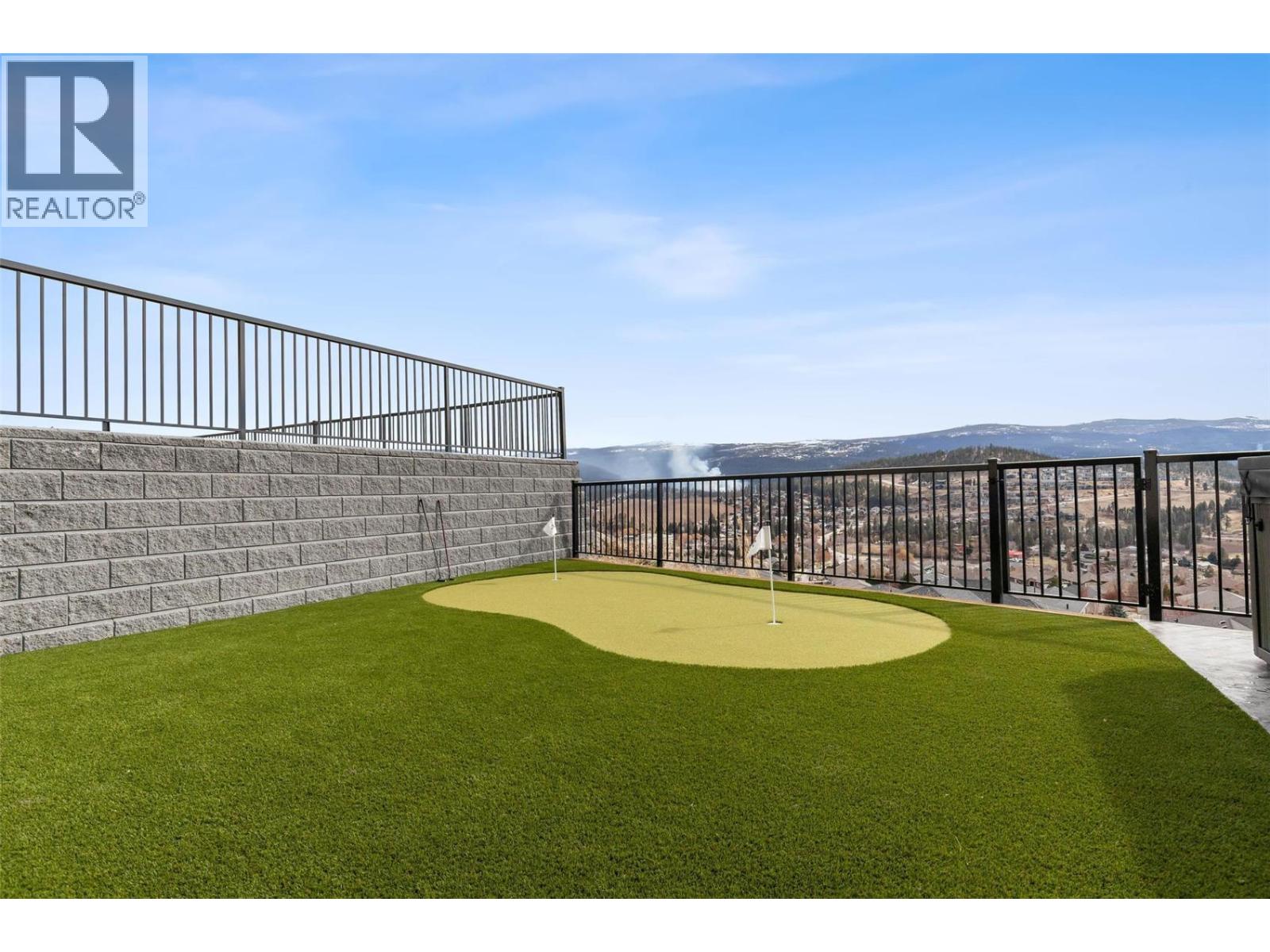  1505 Fairwood Lane, Kelowna